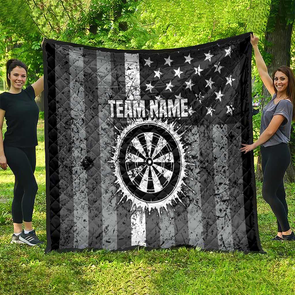 Grunge American Flag Darts Quilt with Dartboard Target and Black White Stars - Wonder Print Shop