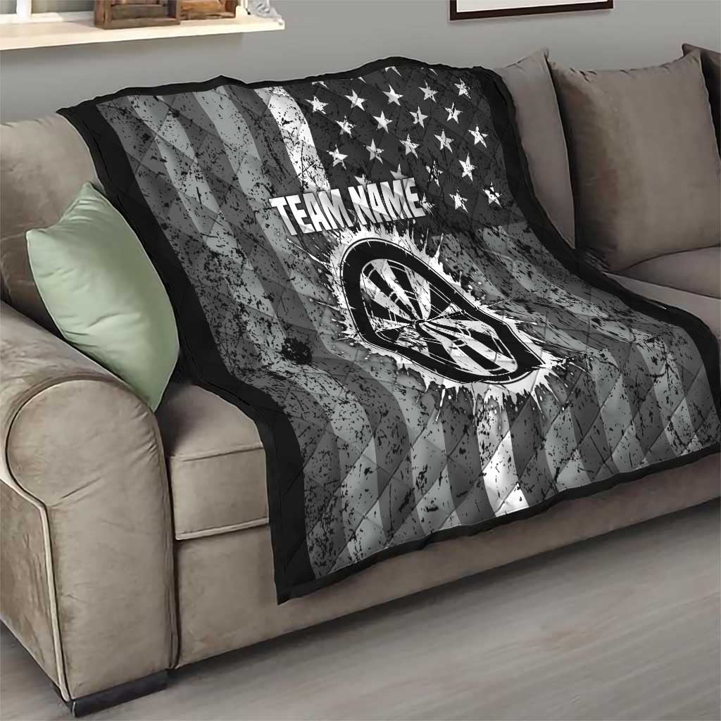 Grunge American Flag Darts Quilt with Dartboard Target and Black White Stars - Wonder Print Shop