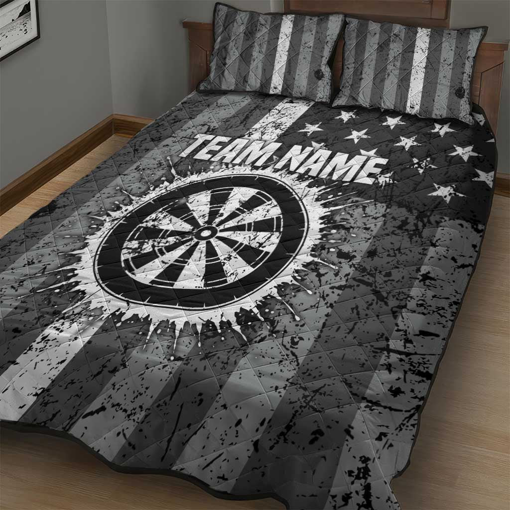 Grunge American Flag Darts Quilt Bed Set with Dartboard Target and Black White Stars - Wonder Print Shop