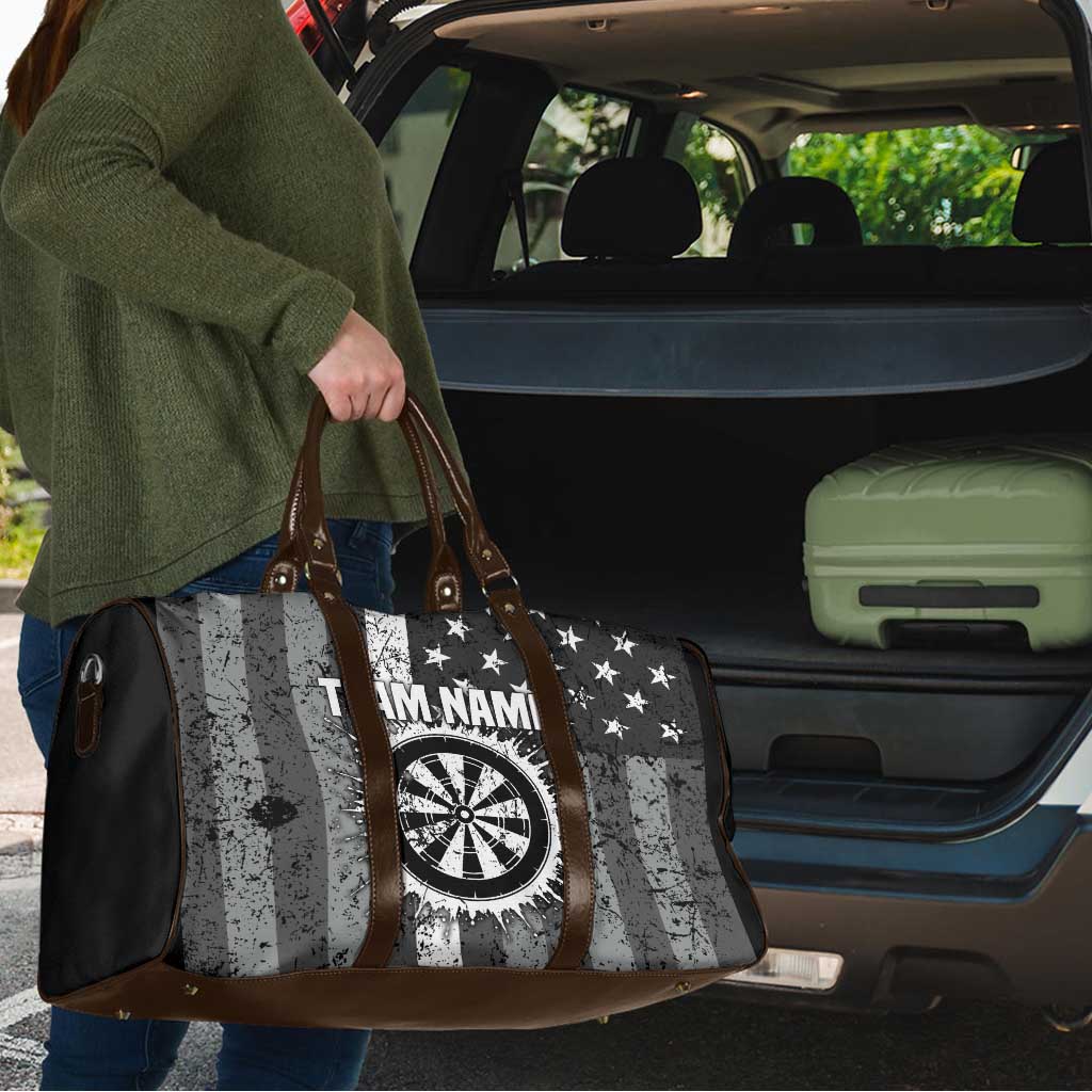 Grunge American Flag Darts Travel Bag with Dartboard Target and Black White Stars - Wonder Print Shop