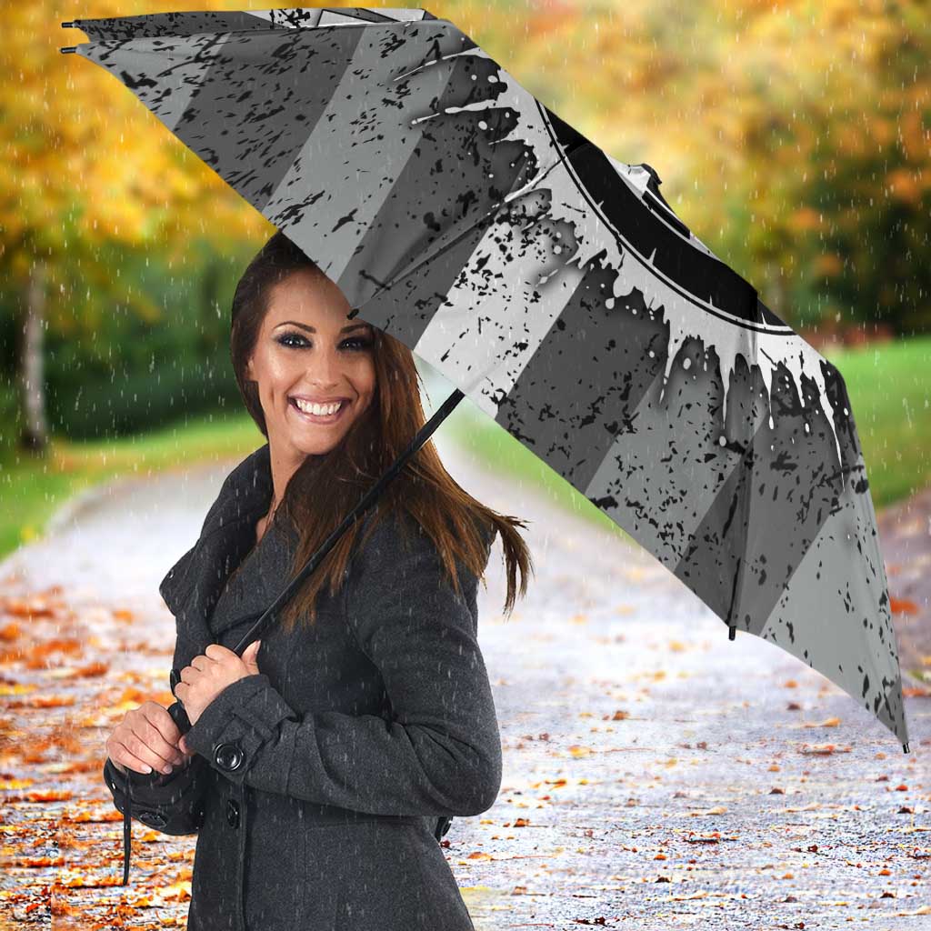 Grunge American Flag Darts Umbrella with Dartboard Target and Black White Stars - Wonder Print Shop