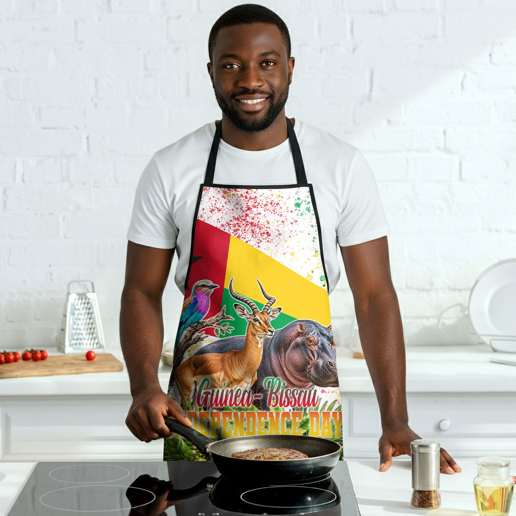 Guinea-Bissau Independence Day Apron African Wildlife Cashew Harvest National Flag