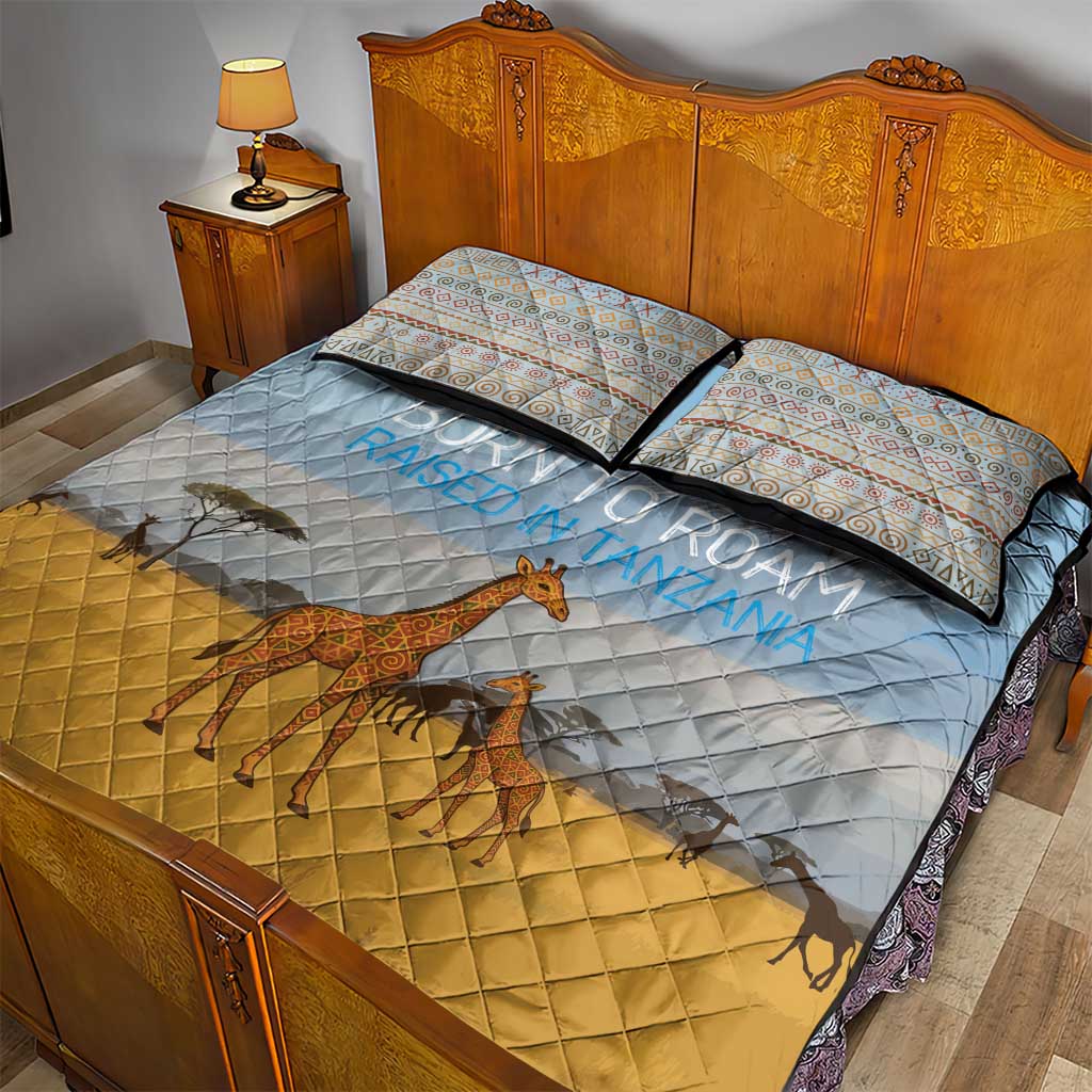 Tanzania Safari Giraffe Quilt Bed Set with Tribal Patterns and Mount Kilimanjaro Scene