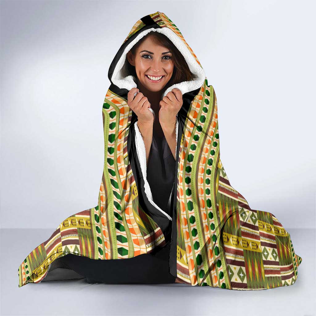 Equatorial Guinea Hooded Blanket with Lion Print and Traditional African Kente Patterns