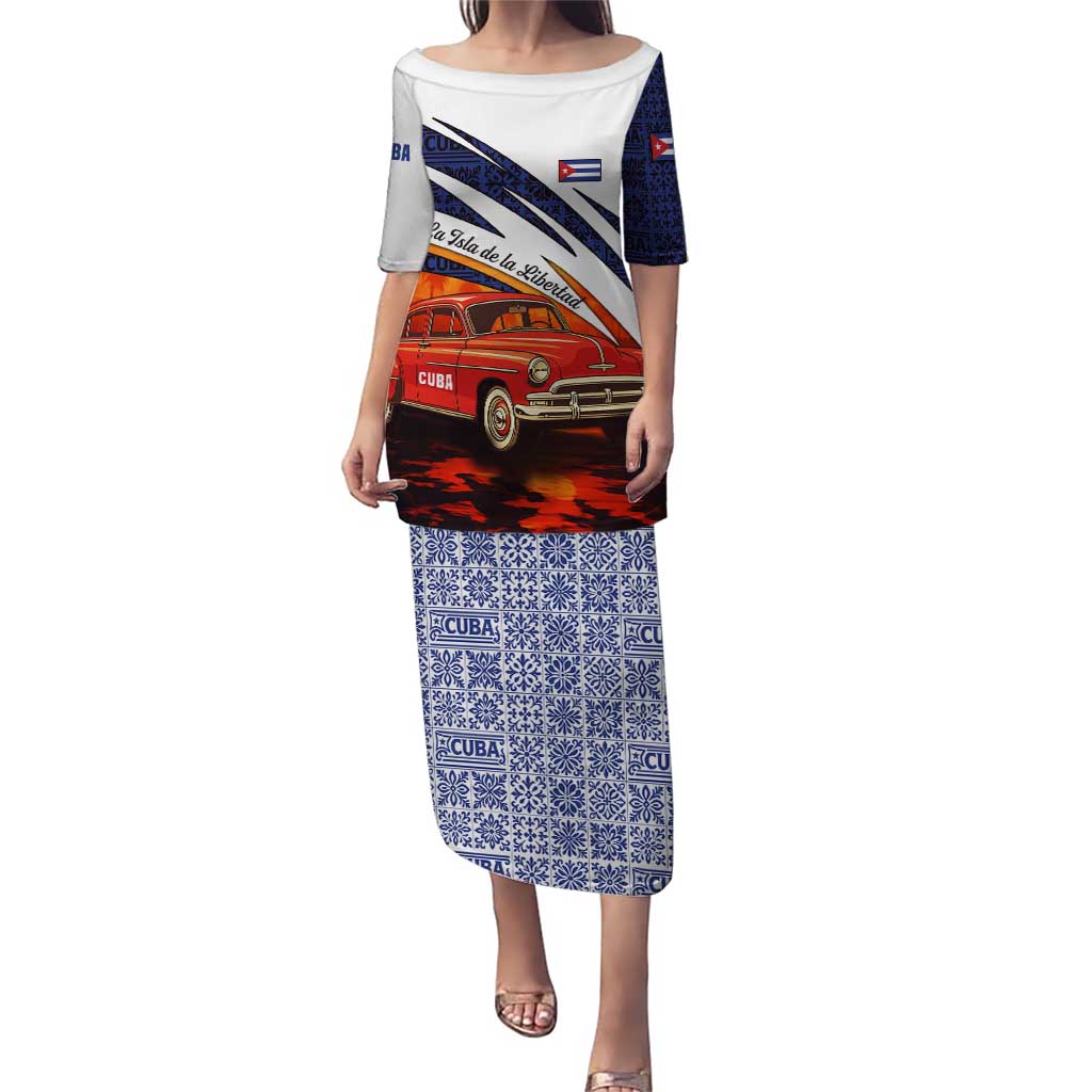 Cuba Classic Car Puletasi La Isla de la Libertad Red Vintage Auto with Cuban Flag Design - Wonder Print Shop