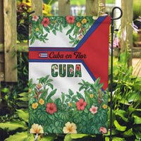 Cuba Floral Garden Flag Tropical Flower Design with Cuban Flag and Cuba en Flor Script - Wonder Print Shop