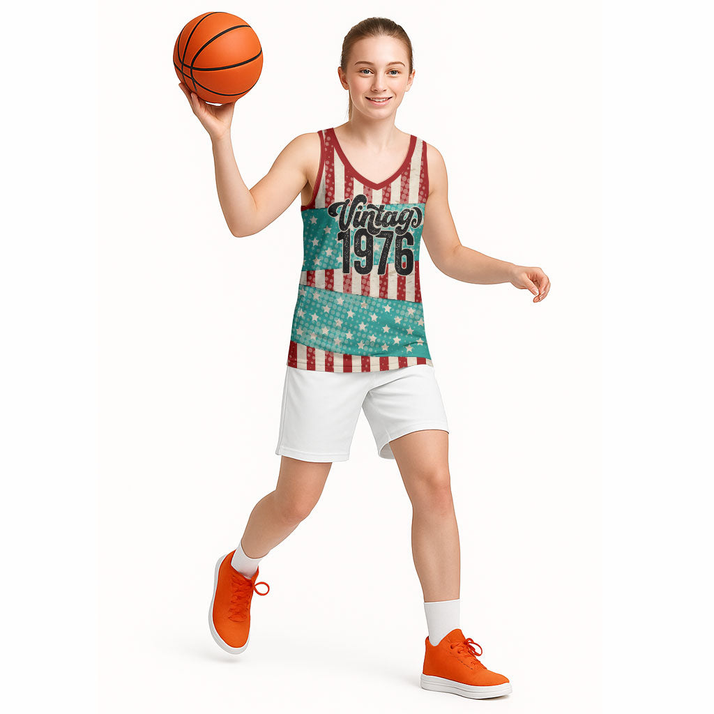 America Vintage 1976 50th Birthday Basketball Jersey Retro Sunset Patriotic