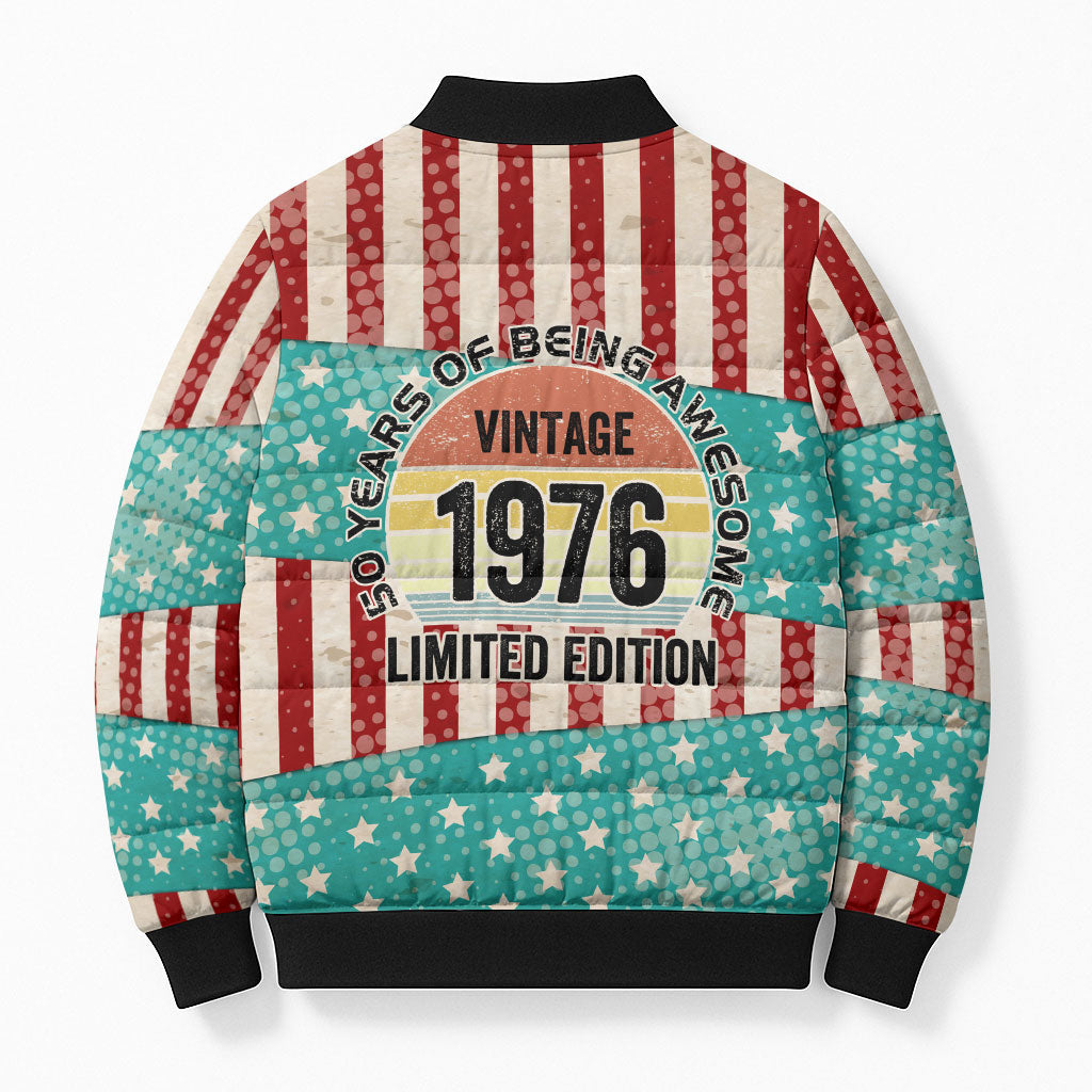 America Vintage 1976 50th Birthday Bomber Puffer Jacket Retro Sunset Patriotic