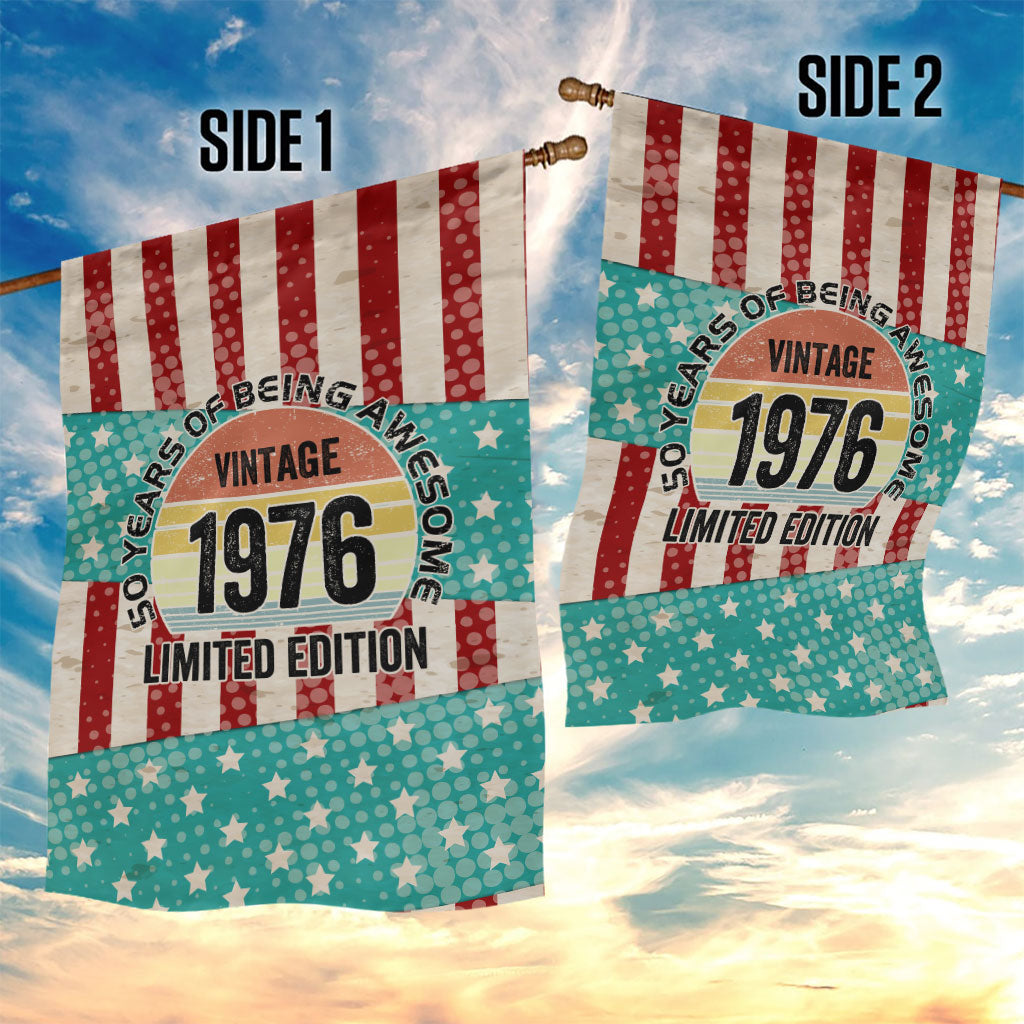 America Vintage 1976 50th Birthday Garden Flag Retro Sunset Patriotic