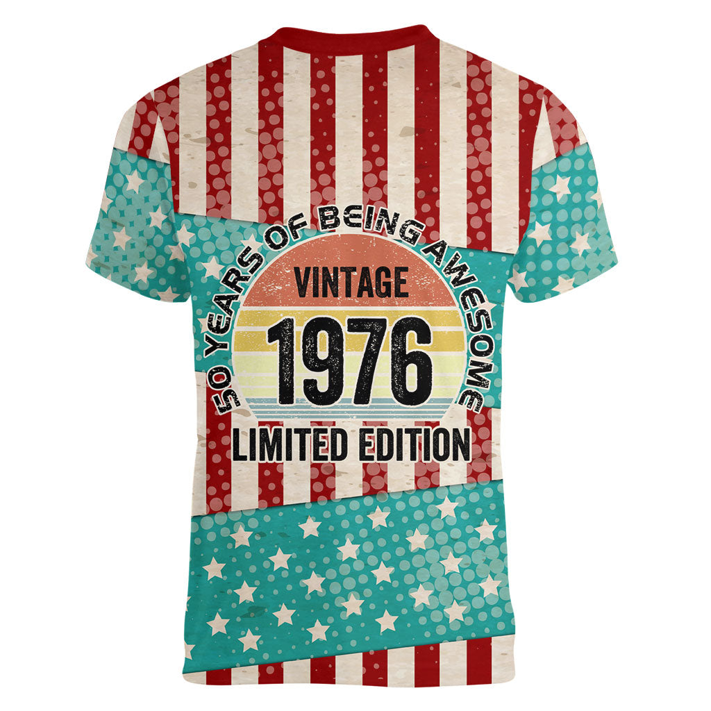 America Vintage 1976 50th Birthday Women V-Neck T-Shirt Retro Sunset Patriotic