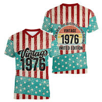 America Vintage 1976 50th Birthday Women V-Neck T-Shirt Retro Sunset Patriotic