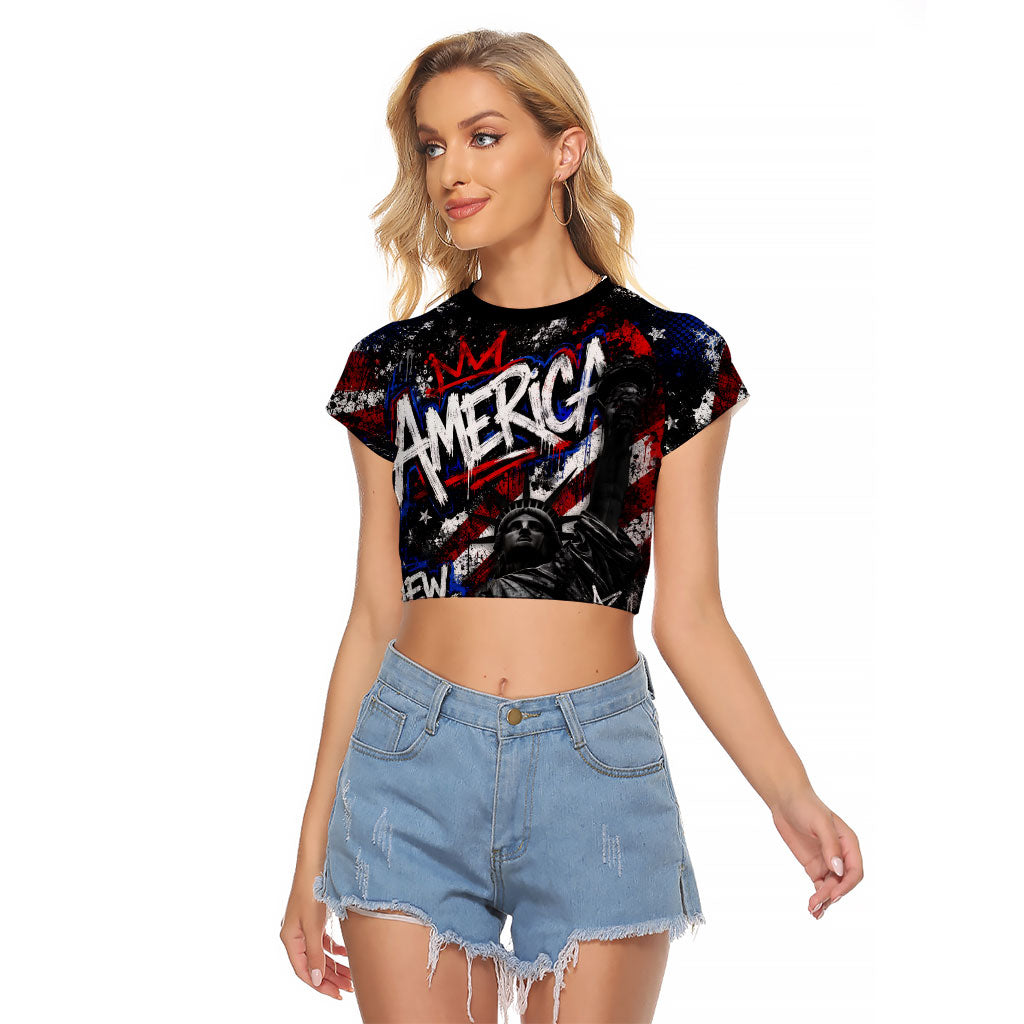 Personalized America New York Statue Of Liberty Raglan Cropped T Shirt Dark Grunge American Flag Graffiti Street Art