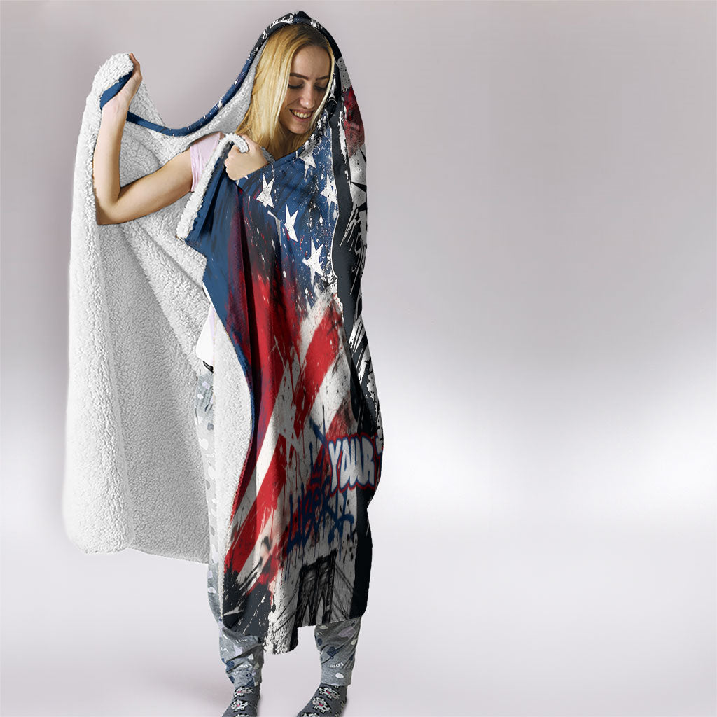 Personalized New York Statue Of Liberty Hooded Blanket Grunge Street Art NYC Skyline American Pride