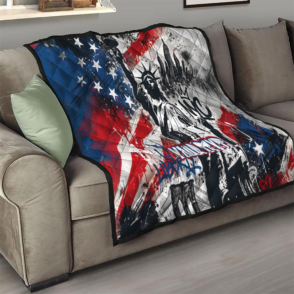 Personalized New York Statue Of Liberty Quilt Grunge Street Art NYC Skyline American Pride