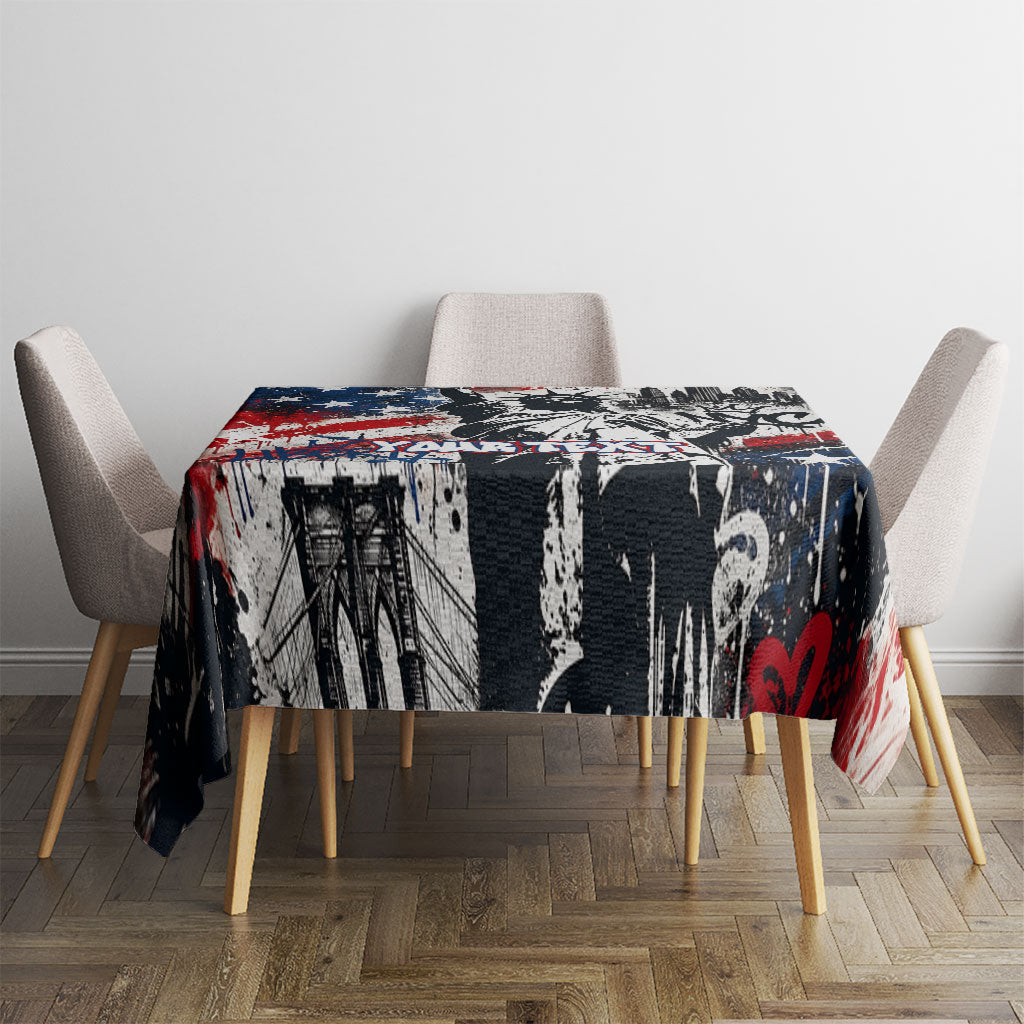 Personalized New York Statue Of Liberty Tablecloth Grunge Street Art NYC Skyline American Pride