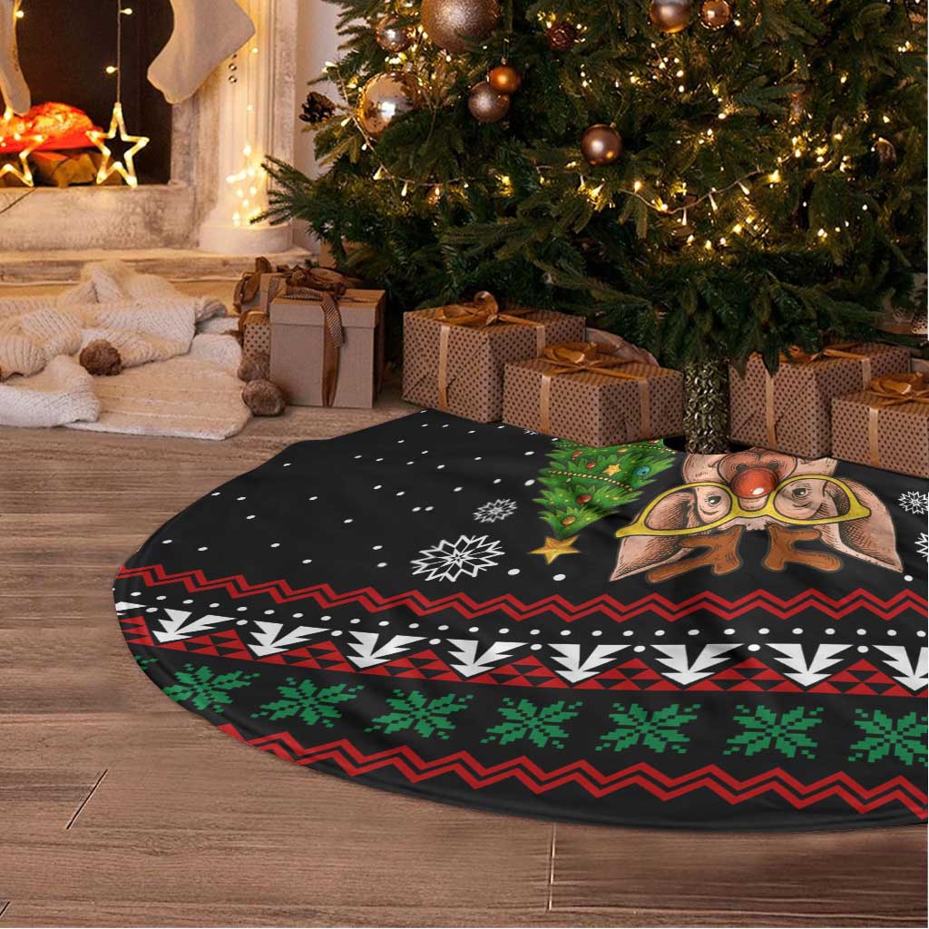 Pig Gorgeous Reindeer Christmas Tree Skirt Xmas Holiday Patterns - Wonder Print Shop