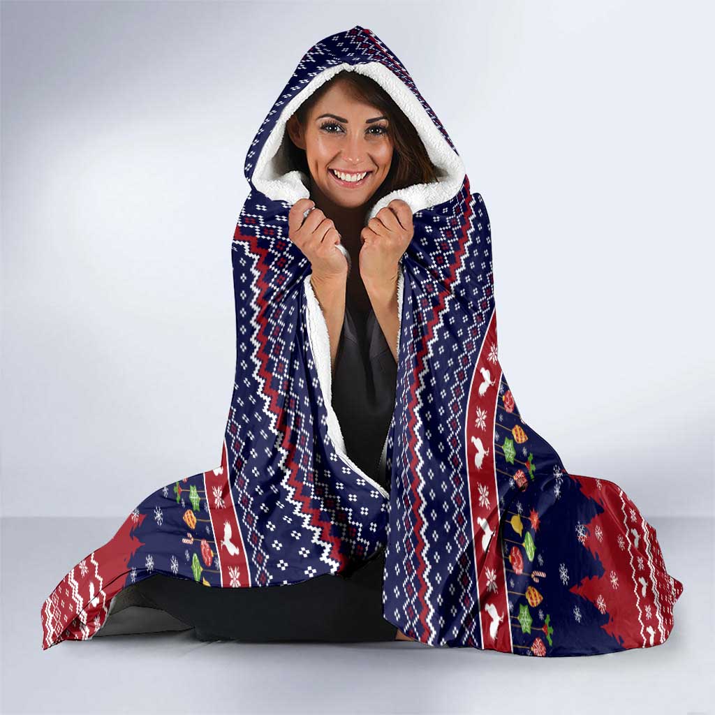 Rooster Through The Snow Christmas Hooded Blanket Xmas Holiday Patterns - Wonder Print Shop