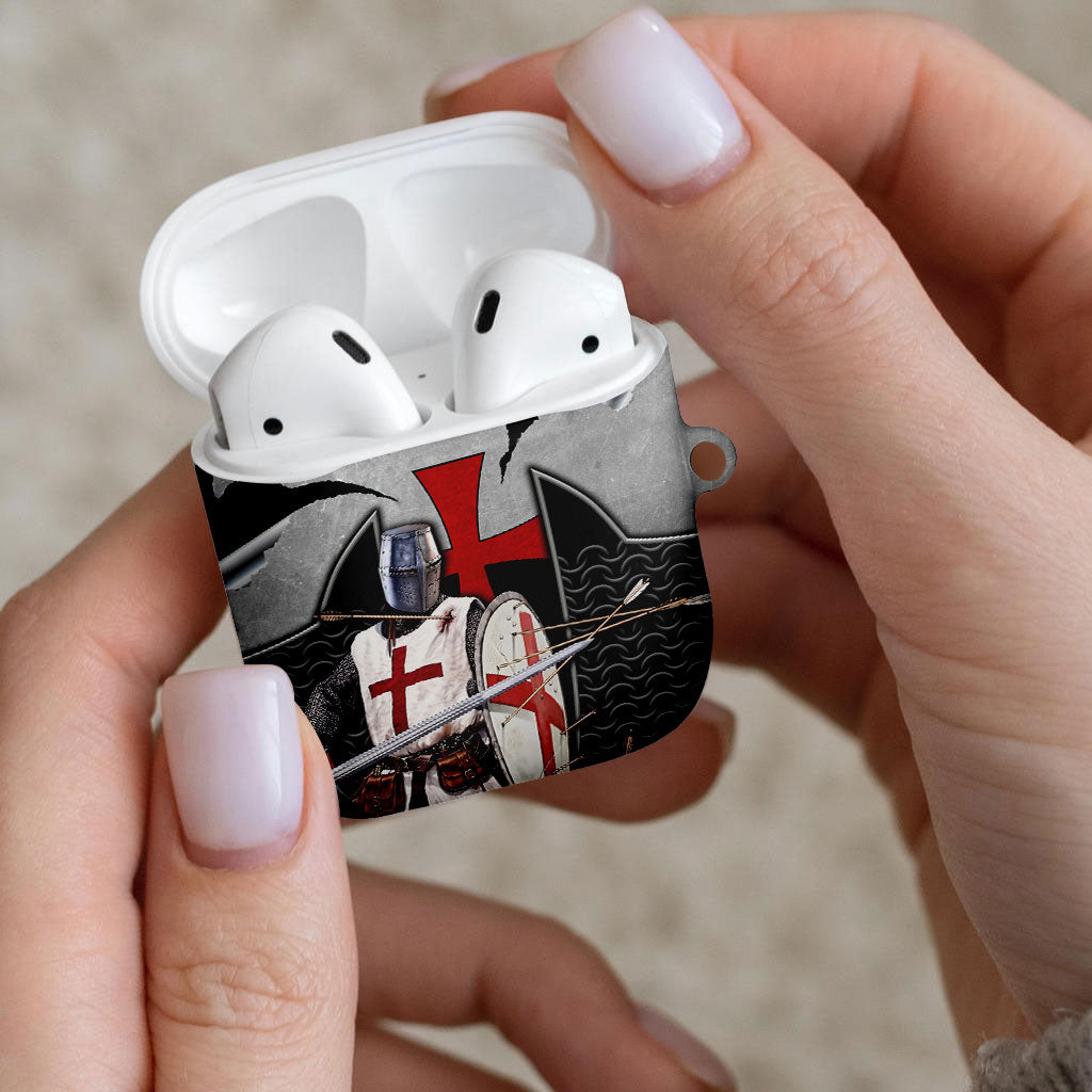 Knights Templar Warrior Red Cross AirPods Case Crusader Knight In Chainmail Armor With Shield And Sword Art