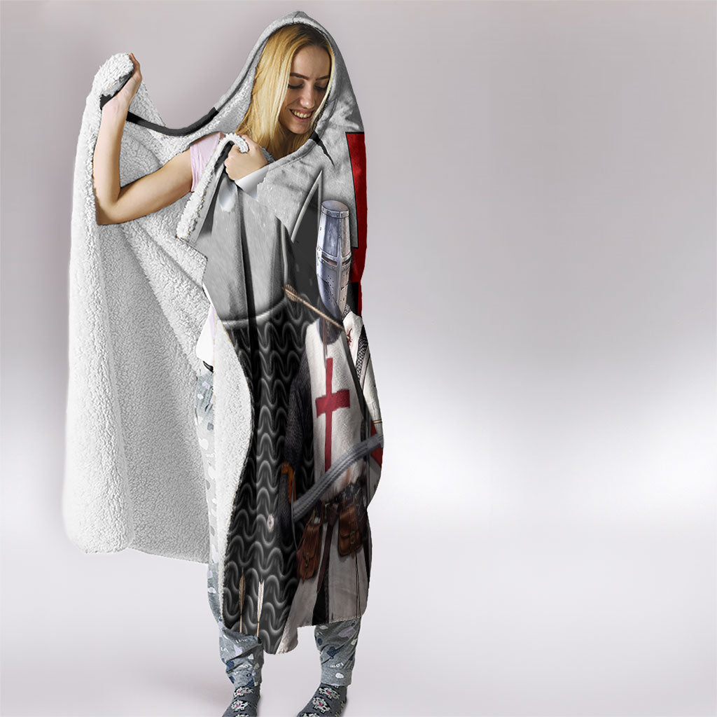 Knights Templar Warrior Red Cross Hooded Blanket Crusader Knight In Chainmail Armor With Shield And Sword Art