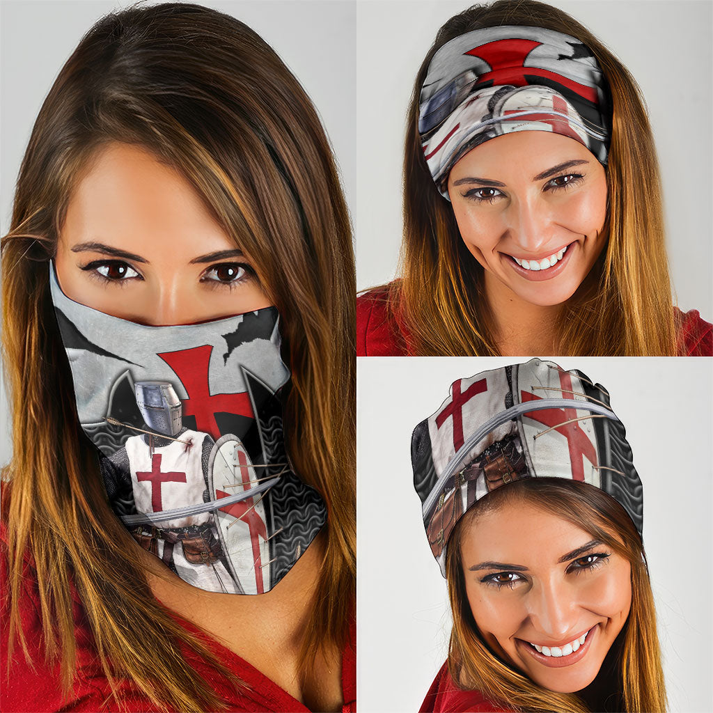 Knights Templar Warrior Red Cross Neck Gaiter Crusader Knight In Chainmail Armor With Shield And Sword Art