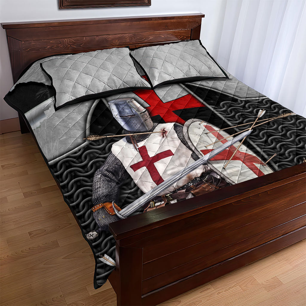 Knights Templar Warrior Red Cross Quilt Bed Set Crusader Knight In Chainmail Armor With Shield And Sword Art