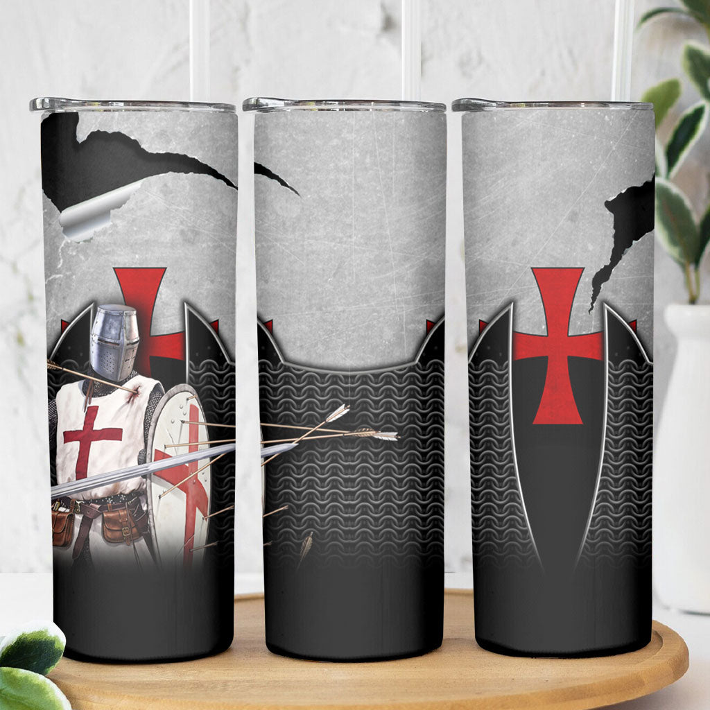 Knights Templar Warrior Red Cross Skinny Tumbler Crusader Knight In Chainmail Armor With Shield And Sword Art