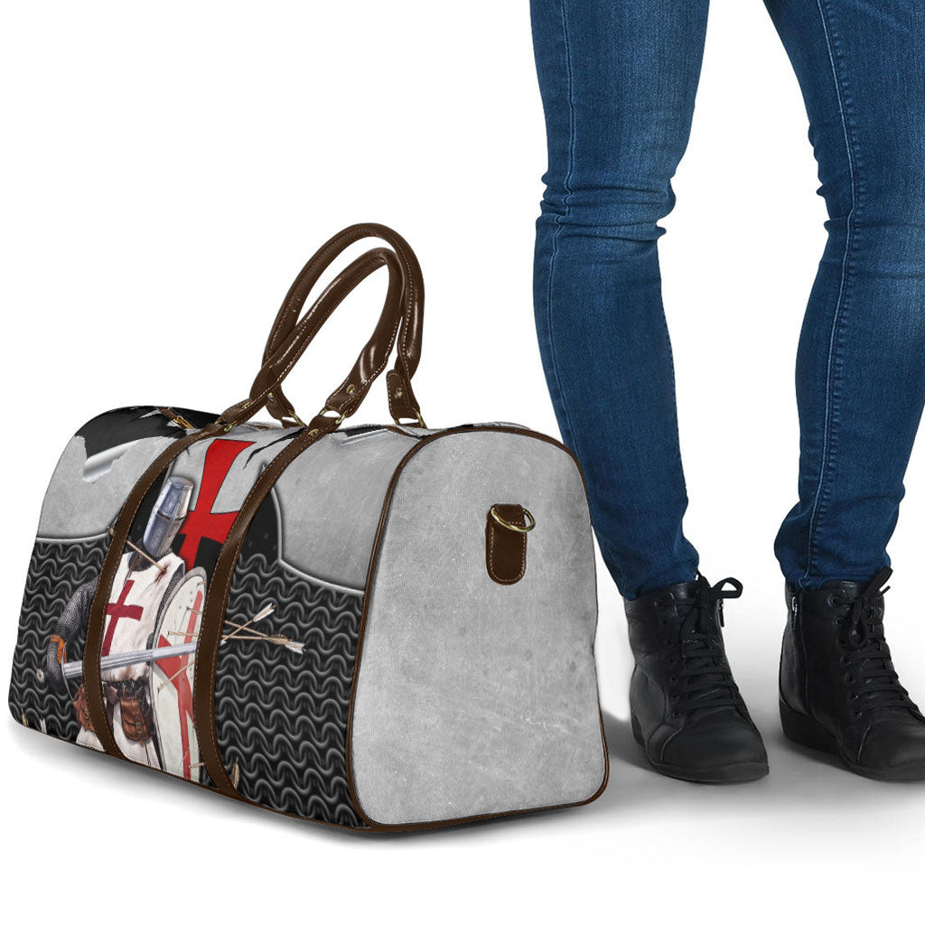 Knights Templar Warrior Red Cross Travel Bag Crusader Knight In Chainmail Armor With Shield And Sword Art