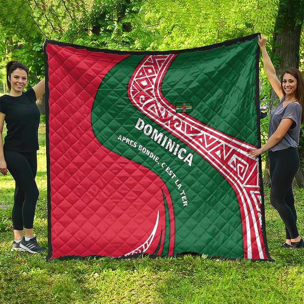 Dominica Quilt with Sisserou Parrot and Tribal Pattern Design - Wonder Print Shop