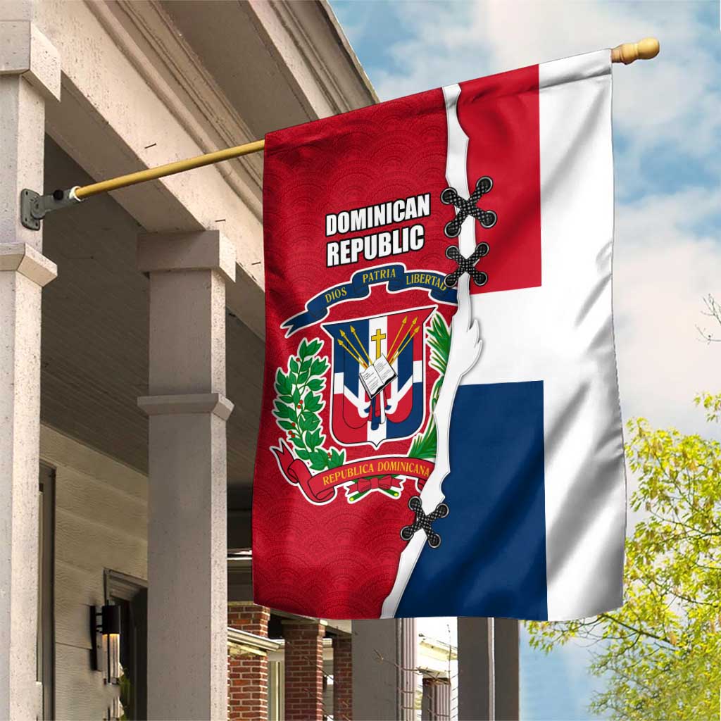 Dominican Republic Flag Half Zip Design Garden Flag with Coat of Arms and Taino Symbol - Wonder Print Shop