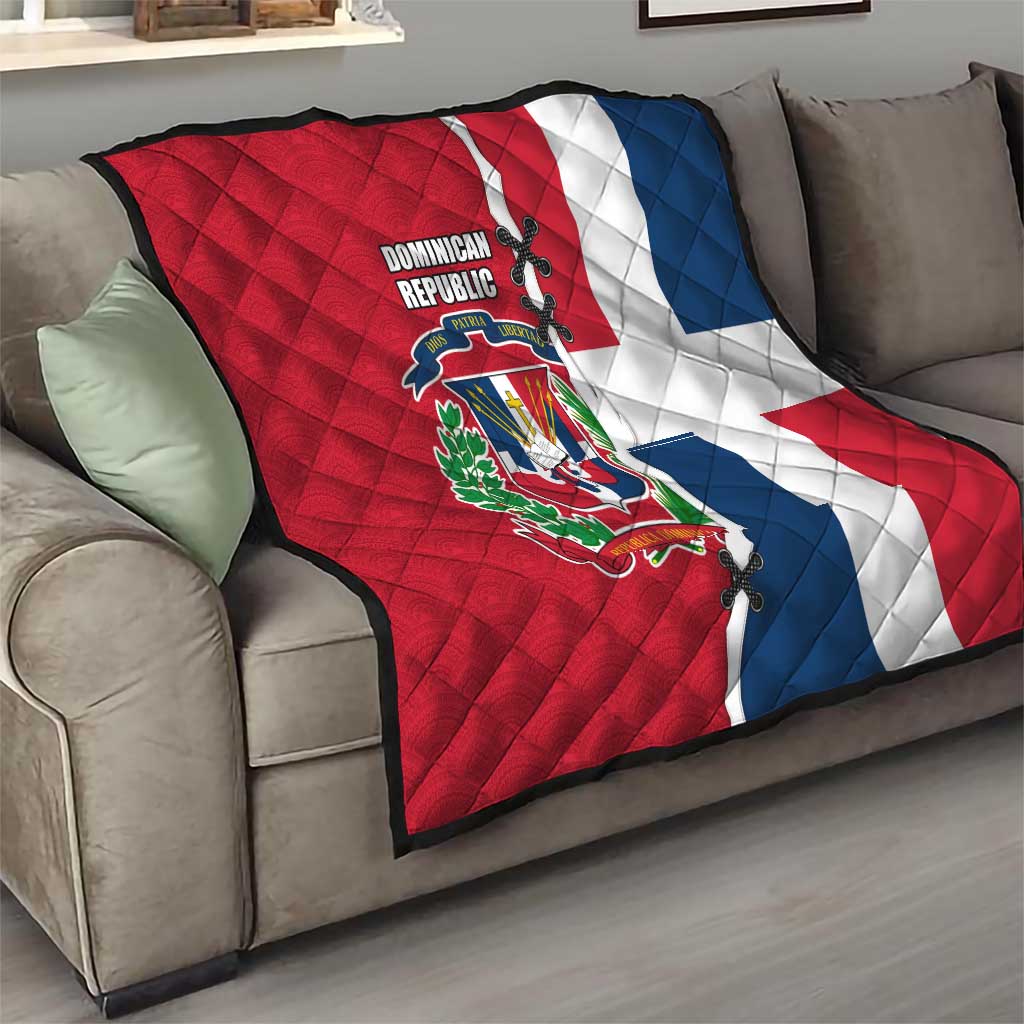 Dominican Republic Flag Half Zip Design Quilt with Coat of Arms and Taino Symbol - Wonder Print Shop