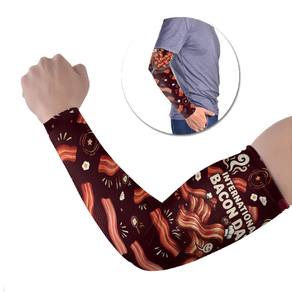 International Bacon Day Arm Sleeves Retro Bacon Pattern With Sizzling Skillet Graphic