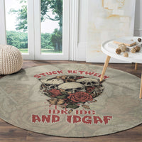 stuck-between-idk-idc-and-idgaf-skull-round-carpet