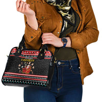 Funny Santa Shoulder Handbag with Cats for Everybody Quote and Red Christmas Pattern - Wonder Print Shop