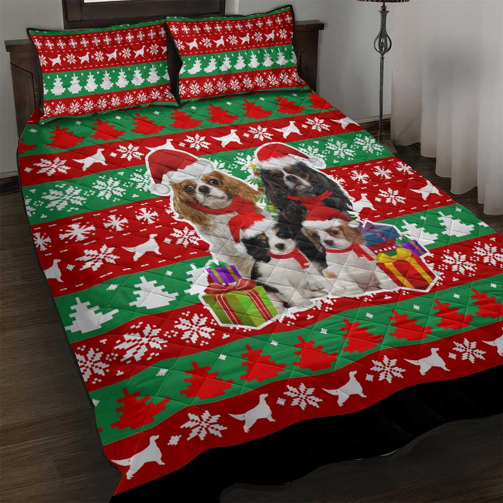 Christmas Dogs Quilt Bed Set with Santa Hats and Red Green Holiday Pattern - Wonder Print Shop