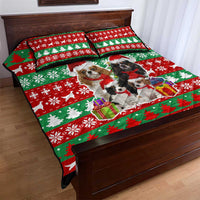Christmas Dogs Quilt Bed Set with Santa Hats and Red Green Holiday Pattern - Wonder Print Shop
