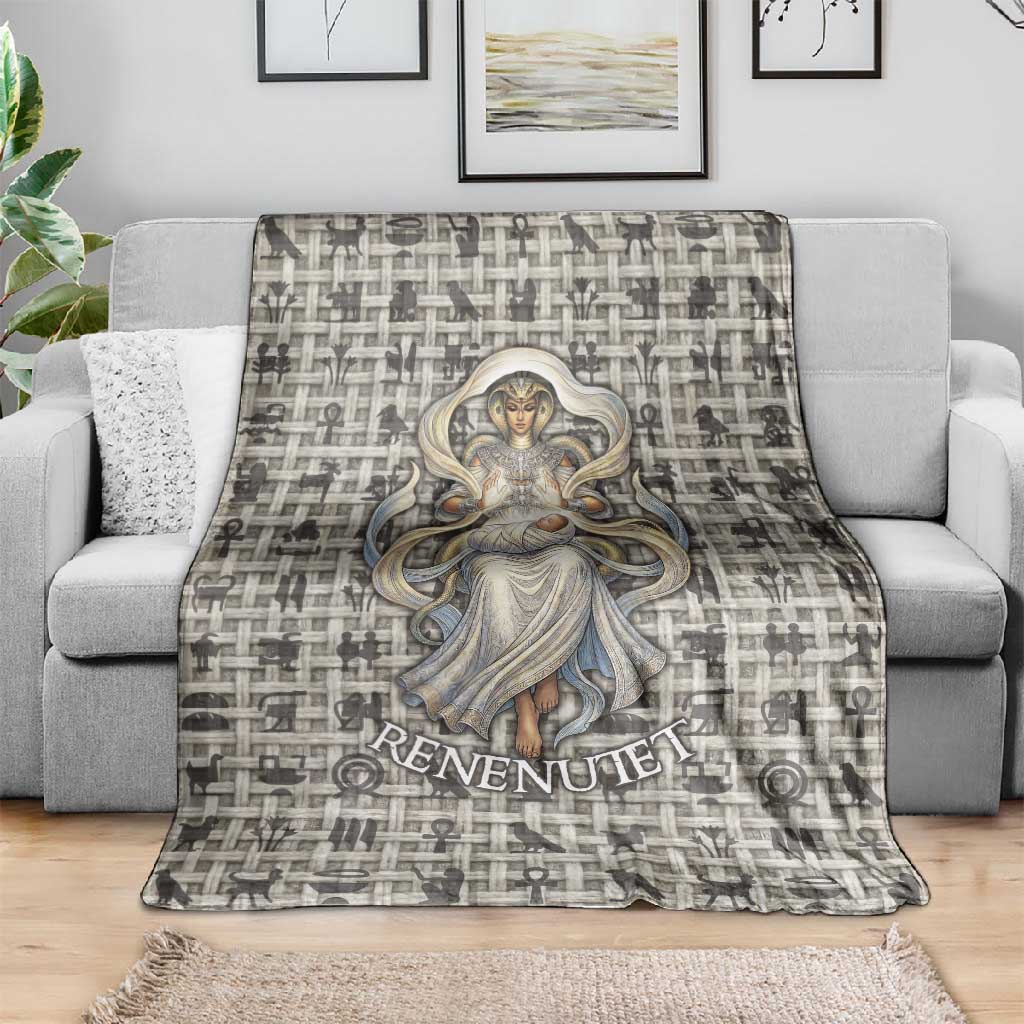 Renenutet Blanket with Bread Ring and Eye of Horus in Egyptian Nourishment