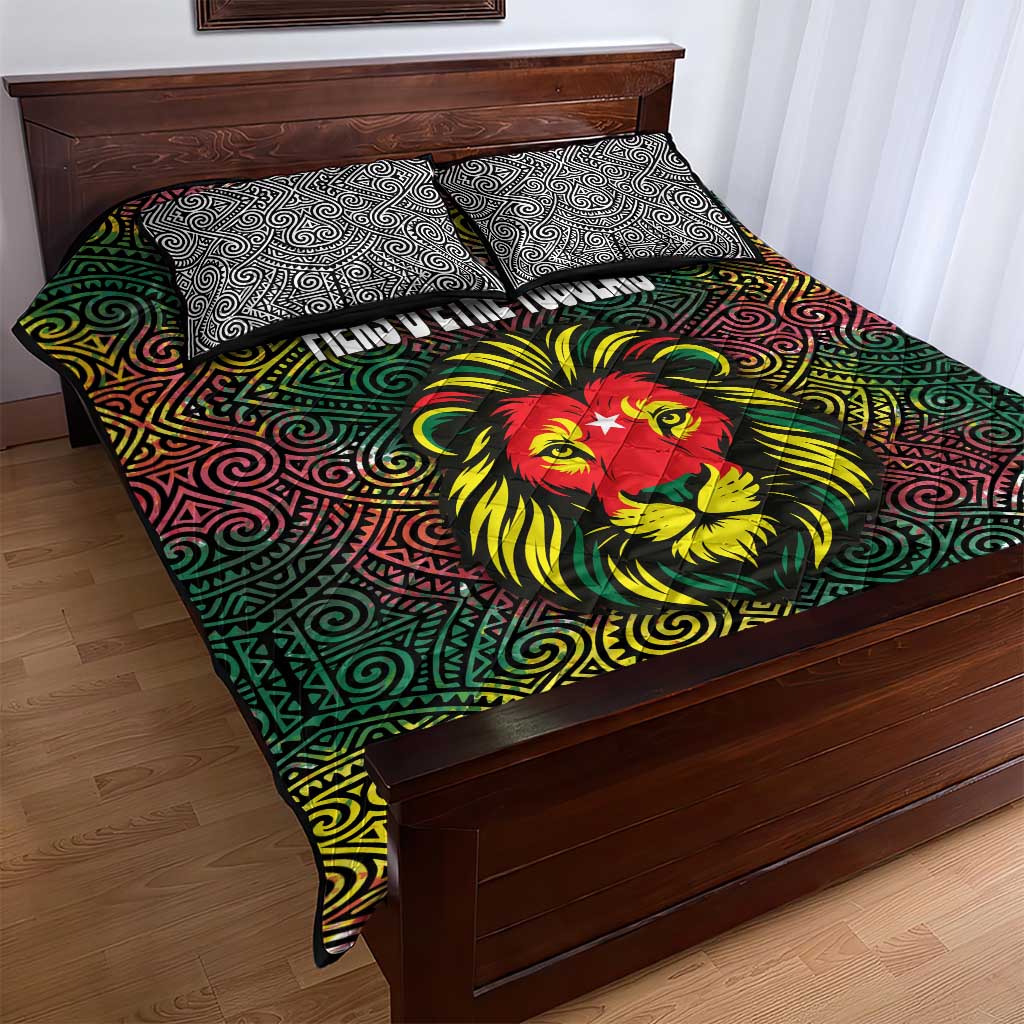 Togo Quilt Bed Set with Red Lion Head Design and Traditional African Pattern