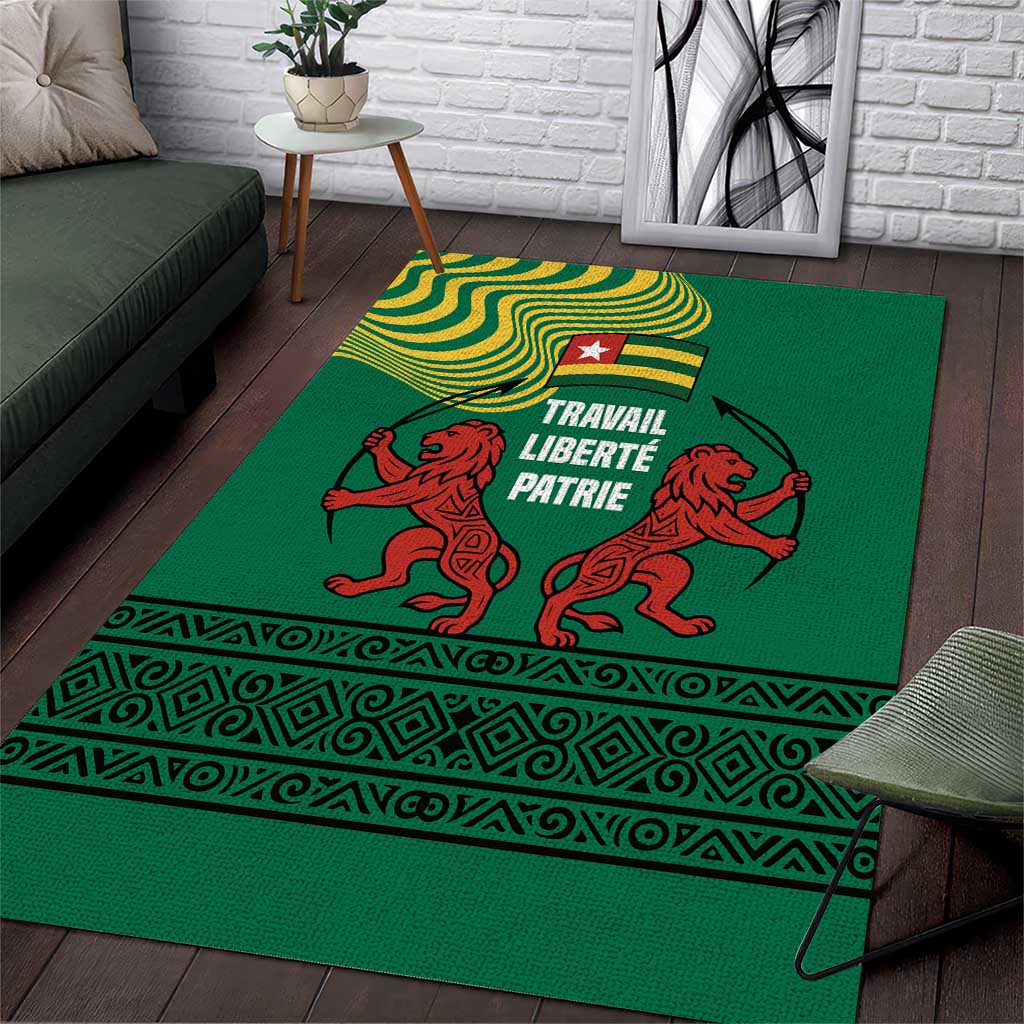 Togo Area Rug with Red Twin Lions and Travail Liberté Patrie Slogan