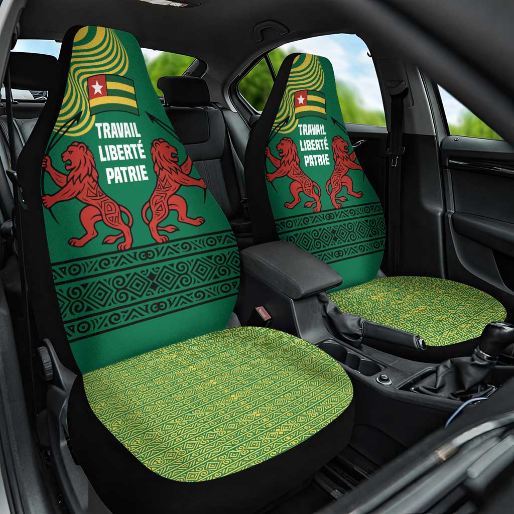 Togo Car Seat Cover with Red Twin Lions and Travail Liberté Patrie Slogan