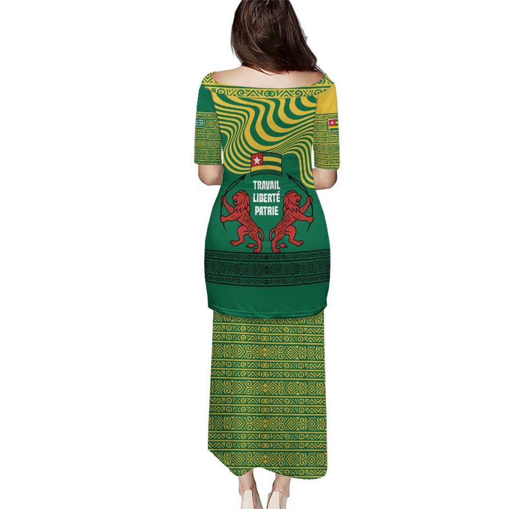 Togo Puletasi with Red Twin Lions and Travail Liberté Patrie Slogan