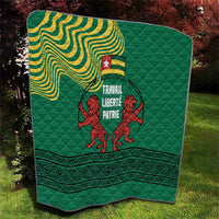 Togo Quilt with Red Twin Lions and Travail Liberté Patrie Slogan
