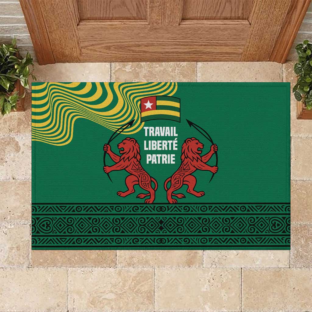 Togo Rubber Doormat with Red Twin Lions and Travail Liberté Patrie Slogan