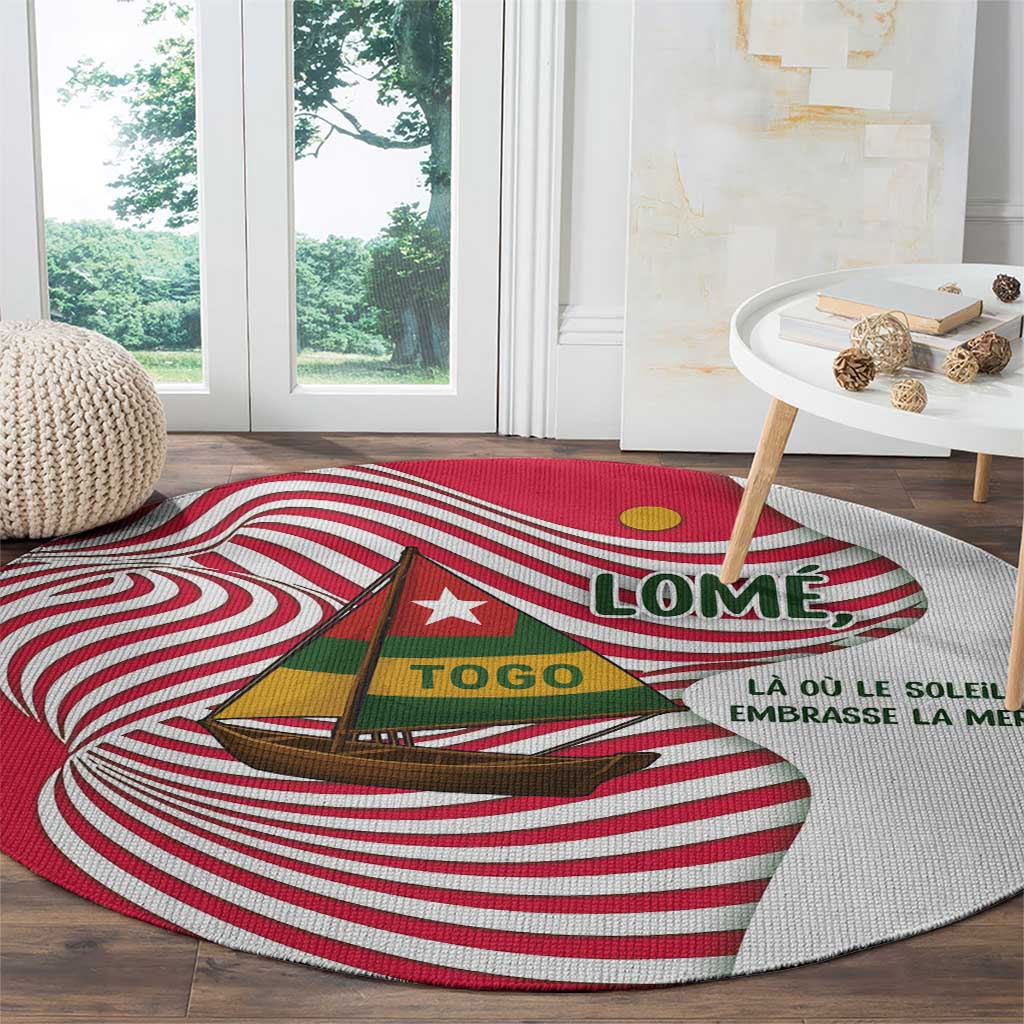 Lome Togo Round Carpet with Sailboat and Sunset – Where the Sun Kisses the Sea