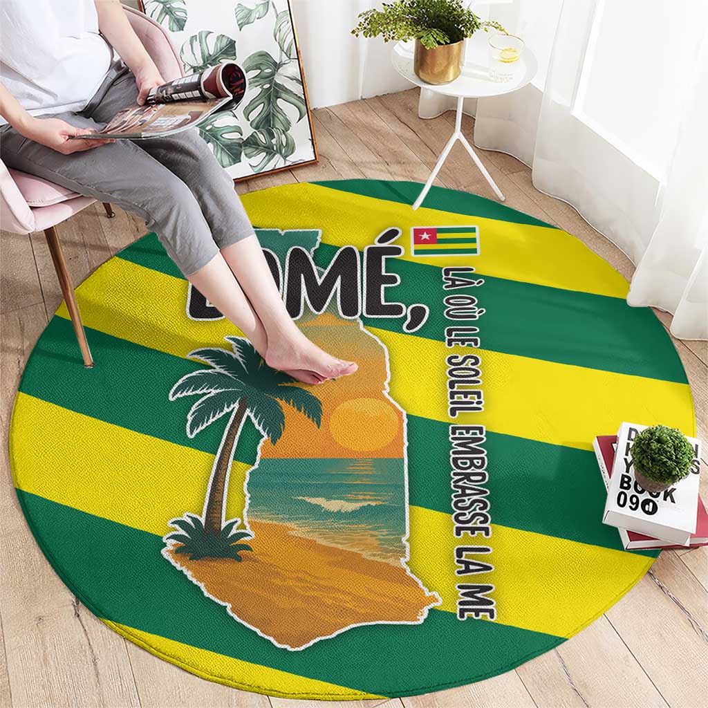 Lome Togo Sunset Round Carpet with Palm Trees and Ocean Embrace Design