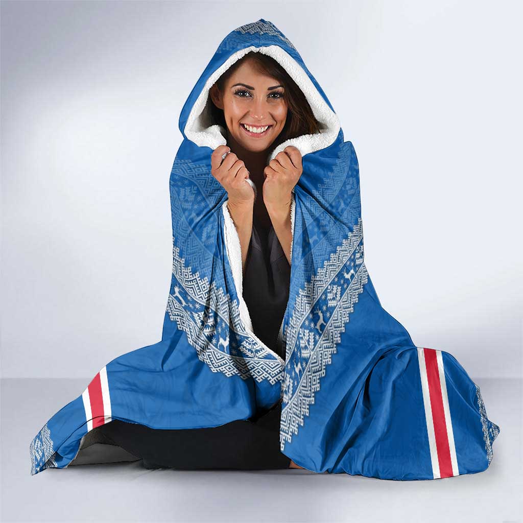 Iceland Flag Hooded Blanket with Icelandic Crest and Traditional Nordic Knit Pattern Design