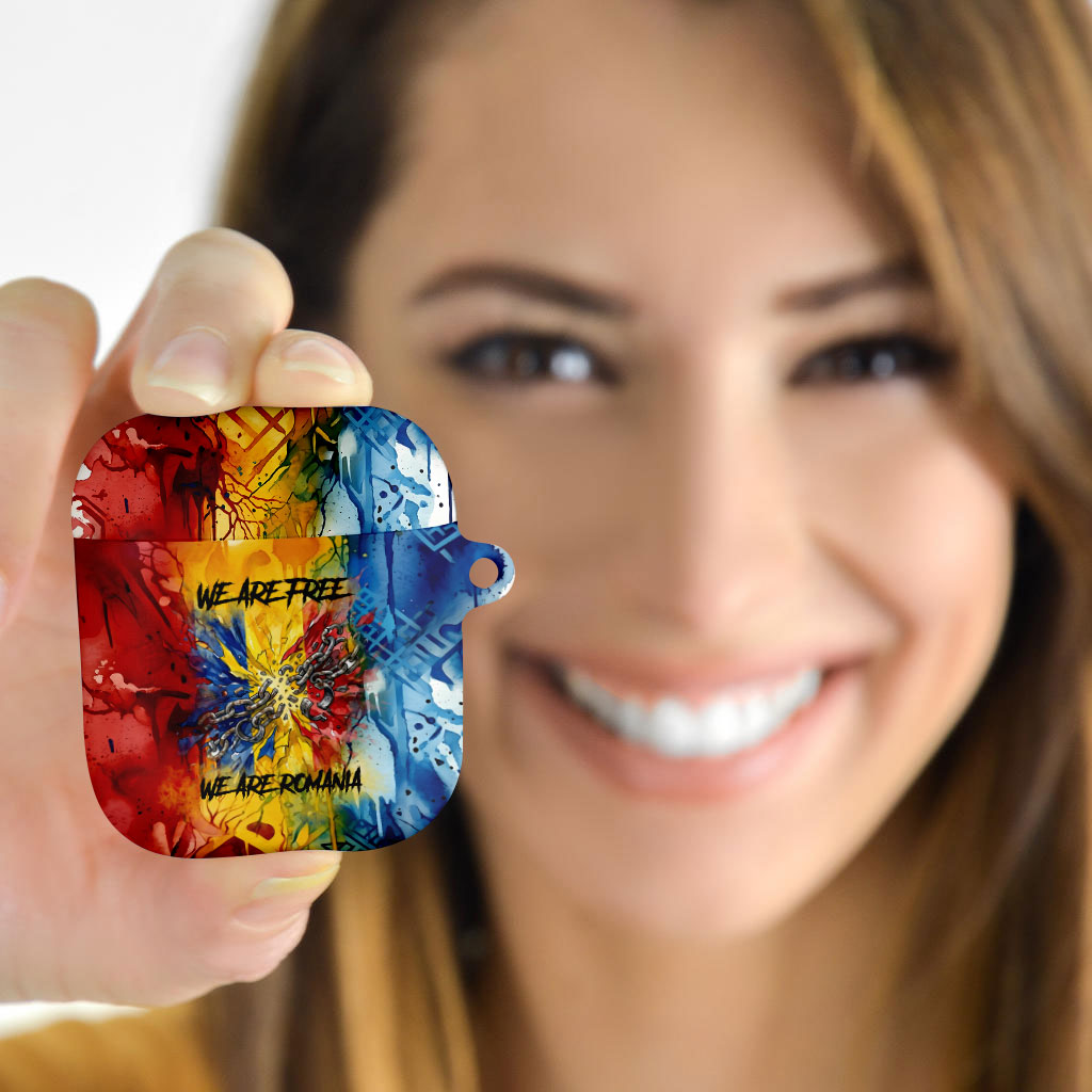 Romania We Are Free Eagle AirPods Case Romanian Flag Broken Chains - Watercolor Style