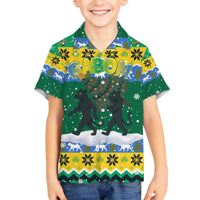 Gabon Christmas Family Matching Off The Shoulder Long Sleeve Dress and Hawaiian Shirt with Black Panthers Carrying Tree and Green Yellow Snowflake Pattern - Wonder Print Shop