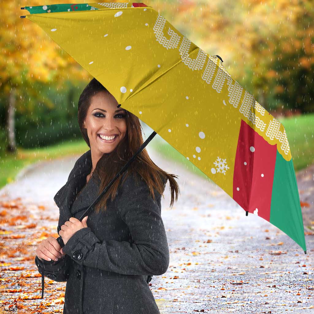 Guinea Christmas Umbrella with Santa Chimpanzee Heart Hands and Green Red Snowflake Pattern - Wonder Print Shop