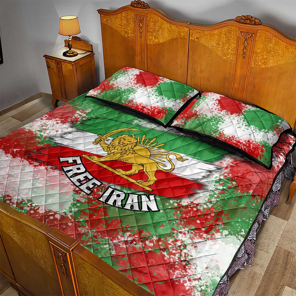 Free Iran Quilt Bed Set Lion and Sun Emblem Grunge Paint Splash Style