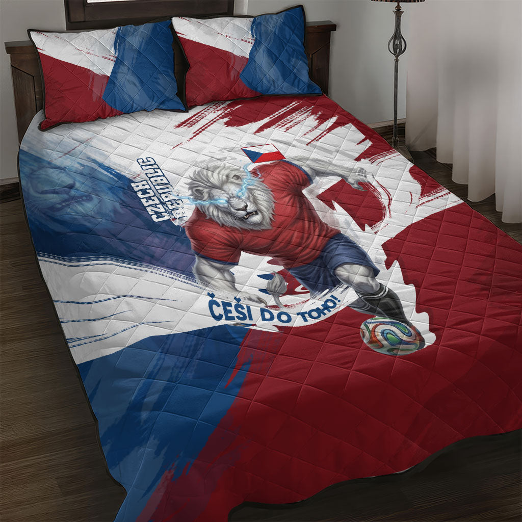 Czech Republic Football Quilt Bed Set Fierce Athletic Lion Graphic In Painted Grunge Flag Style